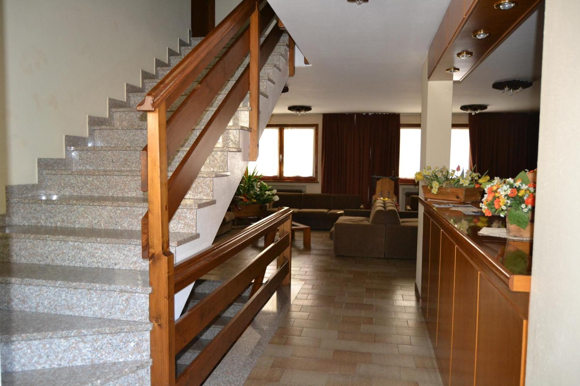 Residence Ables Valfurva Buitenkant foto