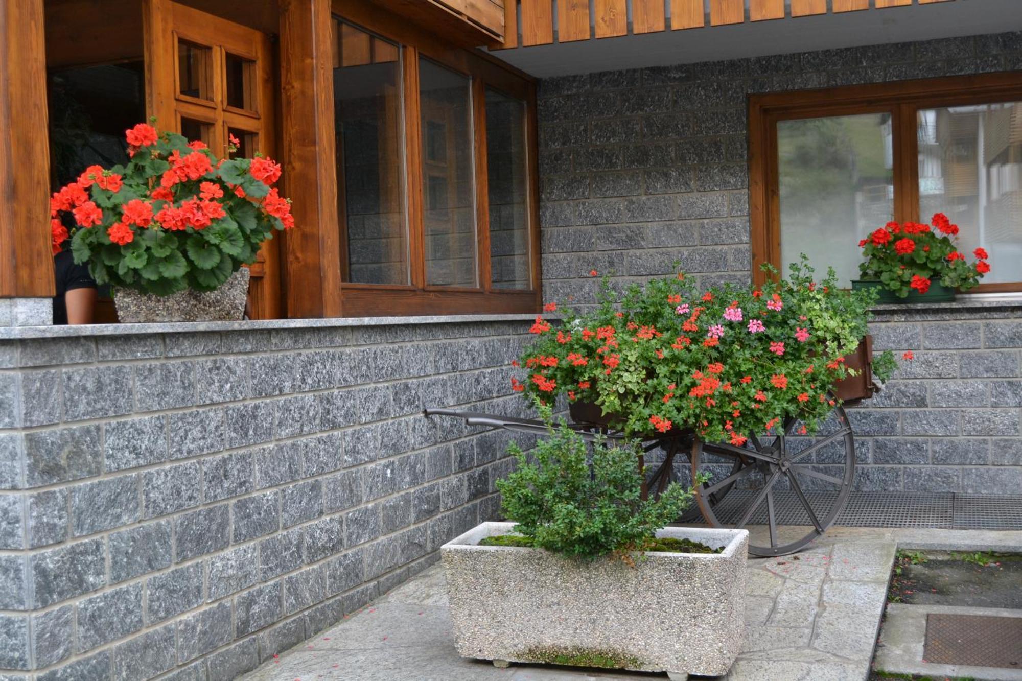 Residence Ables Valfurva Buitenkant foto