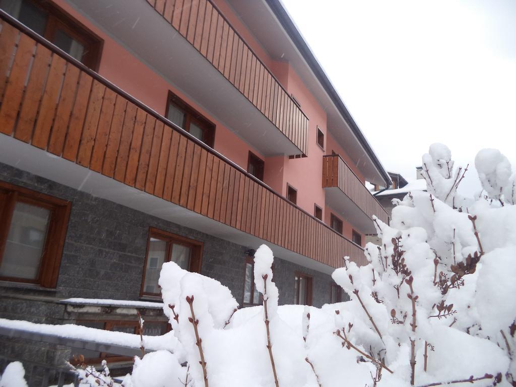 Residence Ables Valfurva Buitenkant foto